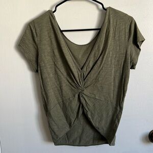 Abercrombie and fitch soft tee olive color size small